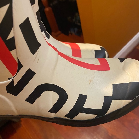 Hunter mid calf rain boots US size 8 needs to be cleaned - Picture 10 of 16